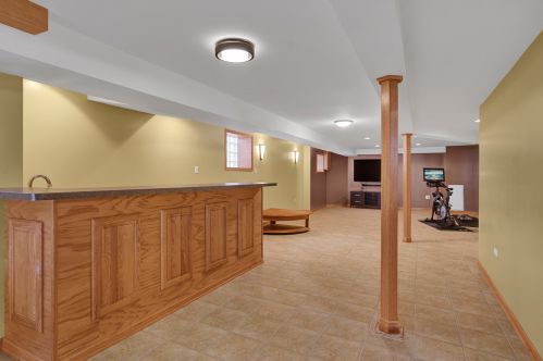 10135 Bell Ave, Chicago IL 60643-1905 exterior