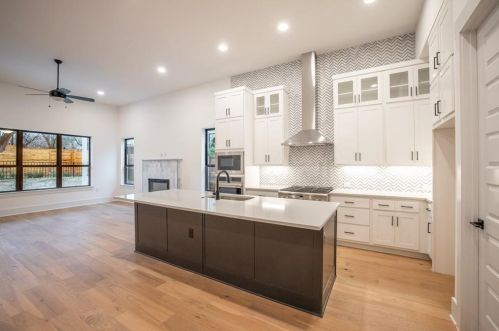 2507 Euclid Ave, Austin TX 78704-5418 exterior