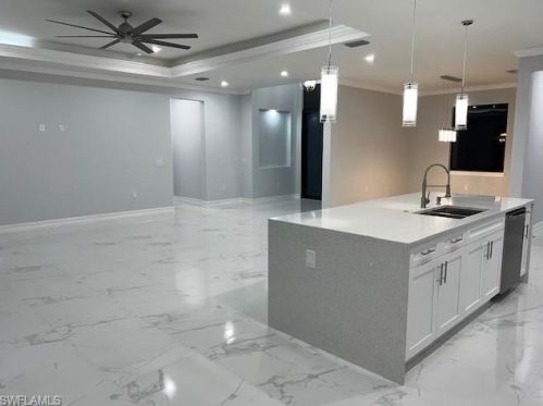 3367 10 Ave, Naples FL 34117-4984 exterior