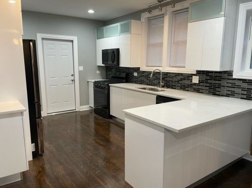 9229 Elizabeth St, Chicago IL 60620-3655 exterior