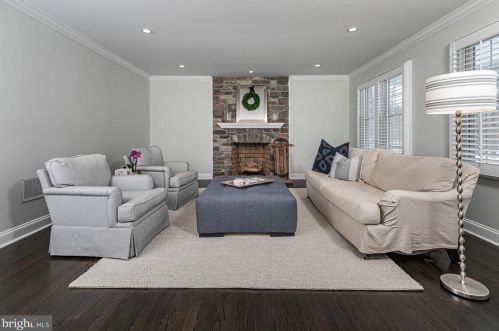 6 Alta Vista Dr, Princeton NJ 08540-7429 exterior