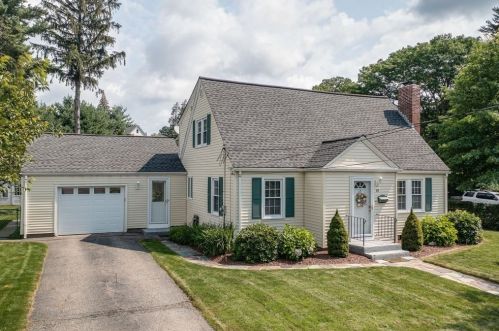 49 Kendrick Ave, Worcester, MA 01606-3201