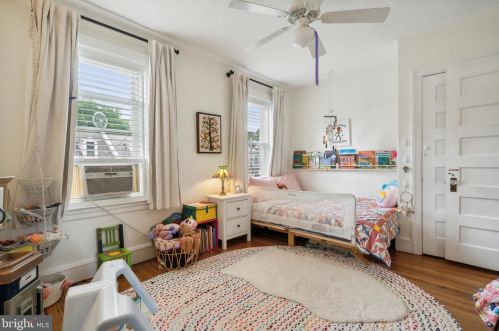 652 Johnson St, Philadelphia PA 19138-1039 exterior