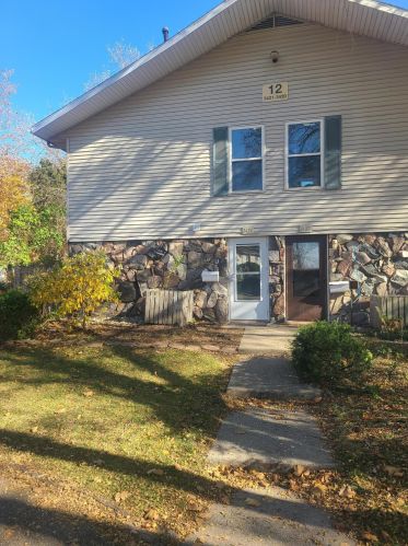 3439 Kenbrooke Ct, Kalamazoo, MI 49006-5434