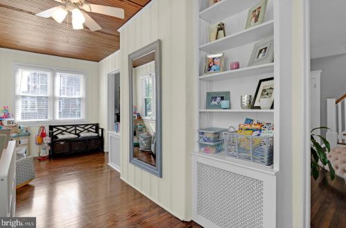 215 Marne Ave, Tavistock NJ 08033-1444 exterior