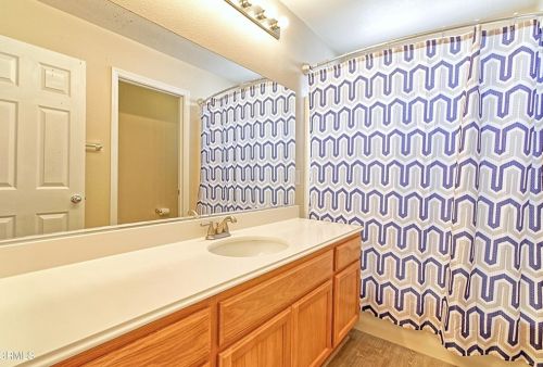 735 Kohala St, Oxnard CA  93030-8097 exterior