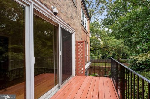 602 7 St, Washington DC 20002-5210 exterior