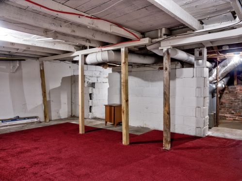 306 Sherman St, Allegan MI  49010-1066 exterior