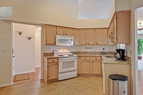 17709 Emerald Green Pl, Tampa FL 33647-2547 exterior