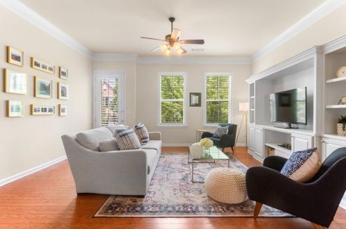 1737 Breyerton Dr, Atlanta GA 30329-4712 exterior