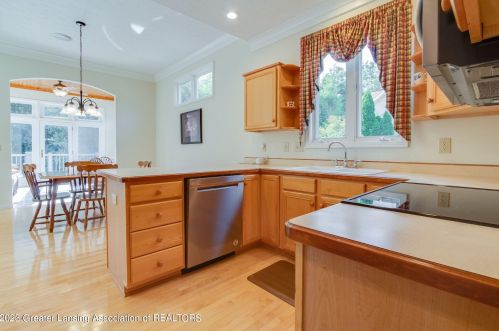 13155 Starwood Ln, Dewitt MI 48820-9028 exterior