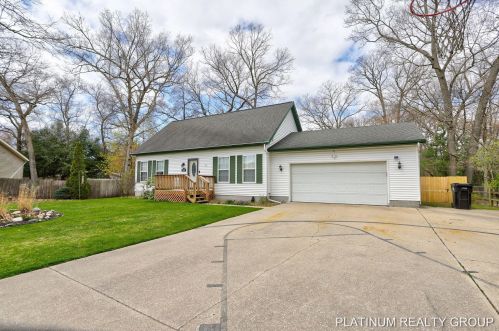 7579 Siesta Ct, Sylvan Beach MI  49461-9512 exterior