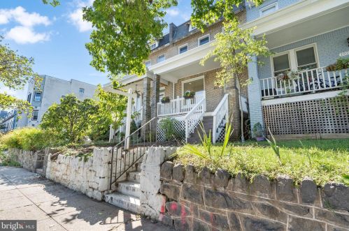 1922 4th St, Washington DC  20002-1251 exterior