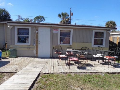 9807 11 St, Tampa FL 33612-8150 exterior