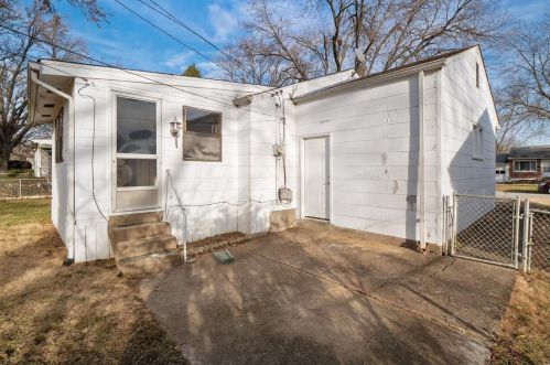 9317 Laramie Dr, Saint Louis MO exterior