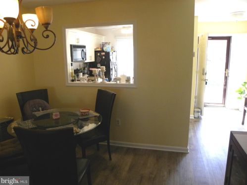 106 Knollwood Ct, Chester PA 19014-1258 exterior