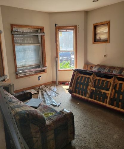 7012 Sangamon St, Chicago, IL 60621-1734