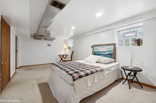 3518 Kilbourn Ave, Chicago IL 60641-3820 exterior