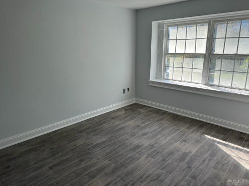 620 Edpas Rd, New Brunswick NJ  08901-3810 exterior