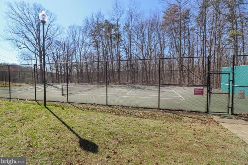 6612 Netties Ln, Alexandria VA  22315-6035 exterior