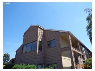 583 148 Ave, Portland OR  97233-2526 exterior