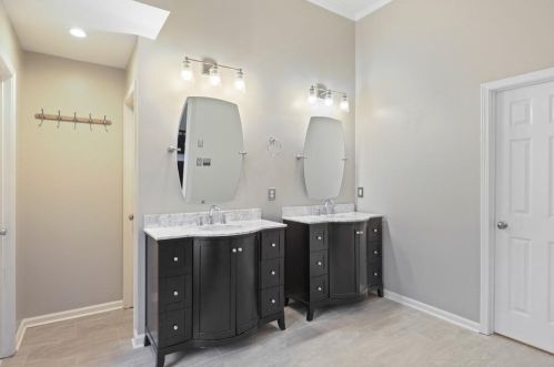 7105 Devonhall Way, Duluth GA 30097-7128 exterior