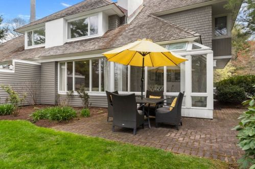 31 Country Club Way, Ipswich MA 01938-3000 exterior