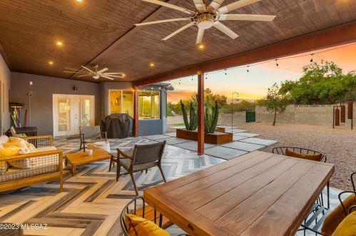 6126 Seneca St, Tucson AZ  85712-3011 exterior