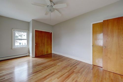 100 Beaufort St, Providence RI  02908-4435 exterior