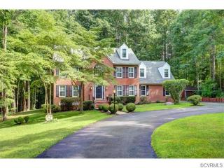 4759 Pompton Ln, Chester, VA 23831-4335