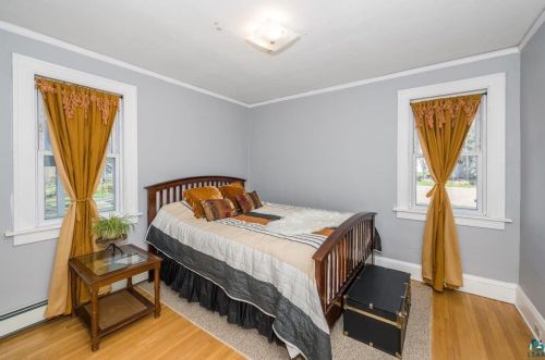 1929 8 St, Duluth MN 55812-1312 exterior