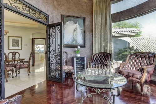 13841 Cyn Dr, Phoenix AZ 85016-2403 exterior