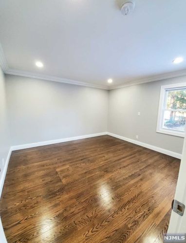 288 Larch Ave, Dumont NJ 07628-1300 exterior