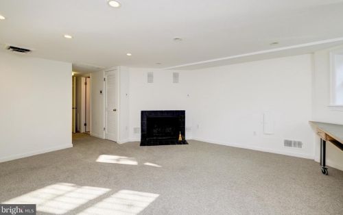 132 12 St, Washington DC 20003-1413 exterior