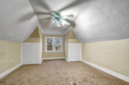 6037 Kenneth Ave, Chicago IL 60652-1108 exterior