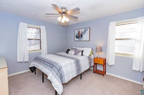 118 Faribault St, Duluth MN 55803-1728 exterior