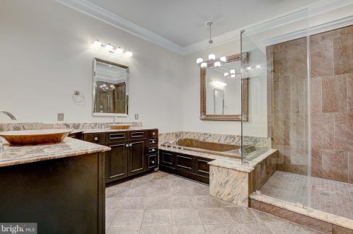 3300 Holland Clf Rd, Huntingtown MD 20639-9722 exterior