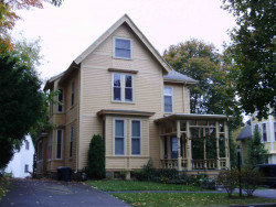 181 Langley Rd, Newton, MA 02459-2328