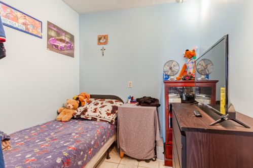 2655 Kedvale Ave, Chicago IL 60623-4324 exterior