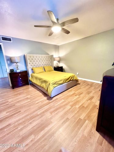 2451 Emile Zola Ave, Phoenix AZ 85032-6225 exterior