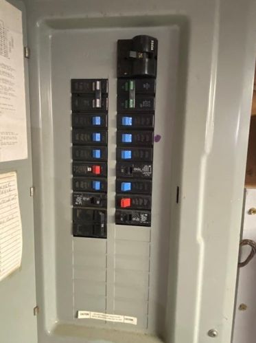 50 Colvintown Rd, Coventry RI 02816-8564 exterior