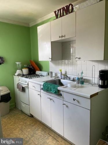 1928 Cottman Ave, Philadelphia PA 19149-1634 exterior