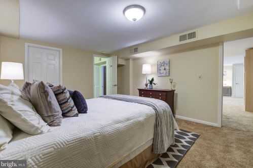 16616 Cutlass Dr, Rockville MD 20853-1332 exterior