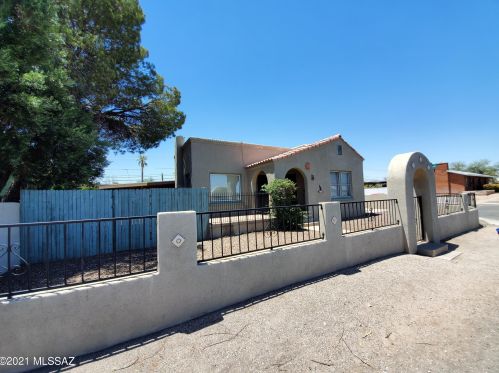 1404 Grant Rd, Tucson AZ  85745-1406 exterior