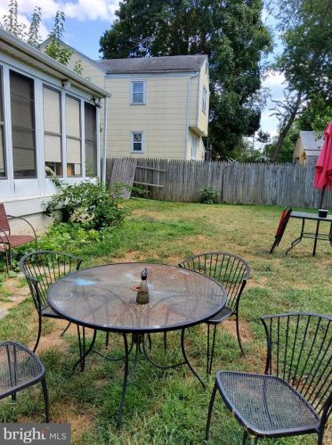 25 Homecrest Ave, Trenton NJ 08638-3631 exterior