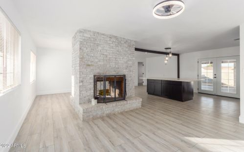 734 Carter Rd, Phoenix AZ  85042-5530 exterior