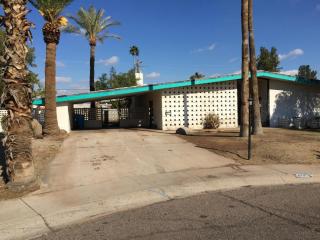 4124 58 Ave, Phoenix AZ  85031-1647 exterior