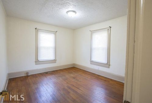 1069 Hemphill Ave, Atlanta GA 30318-5441 exterior