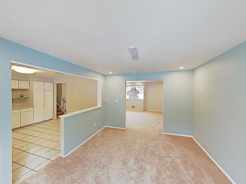 525 Dorseyville Rd, Pittsburgh PA  15238-1651 exterior