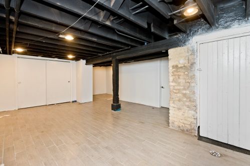 2246 Belden Ave, Chicago IL  60647-3251 exterior